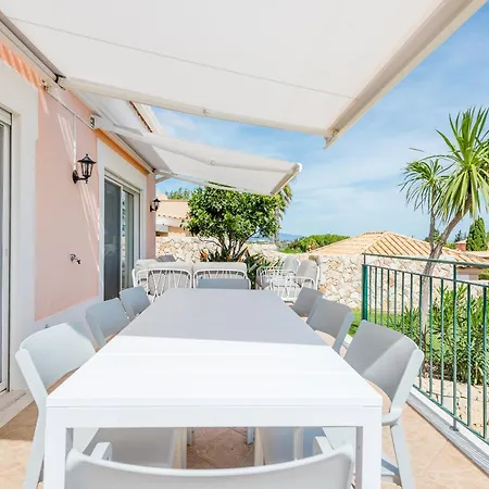 Casa Rosa At Boavista Villa *