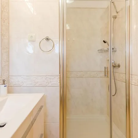 Casa Rosa At Boavista * لاغوس